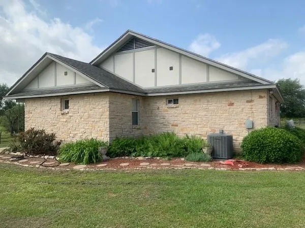$699,900 | 1695 Fm 2823, Carlton, TX 76436
