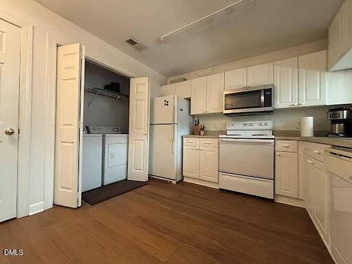 929 Morreene Road, Unit B35 Durham, NC 27705 - Photo 6 of 13 kitch 2