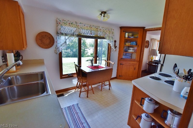 7044 Forest Road Southwest Dellroy, OH 44620 - Photo 7 of 32 Gallery Image 7
