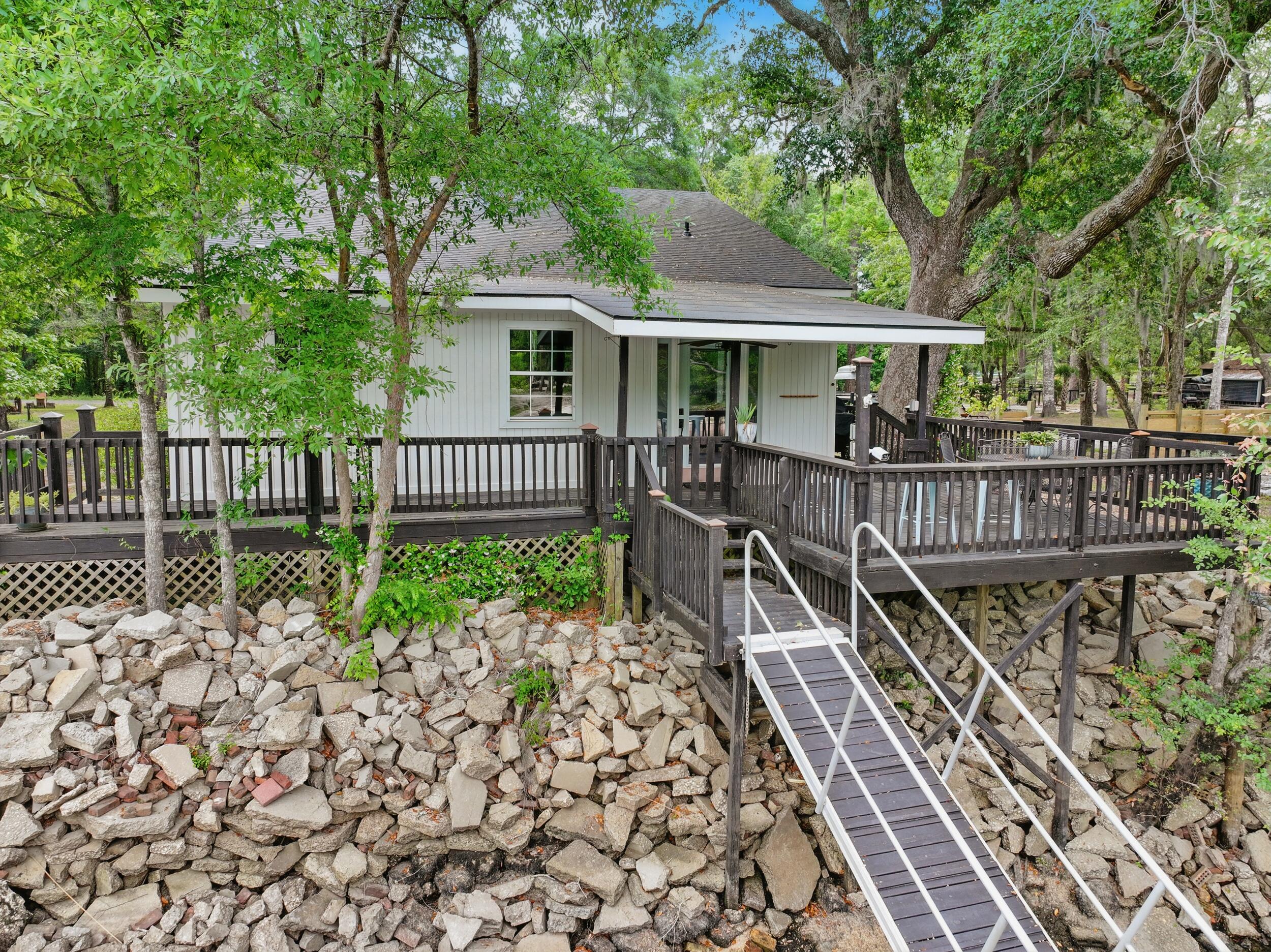 263 Gator Walk Road Ridgeville, SC 29472 - Photo 12 of 52 15