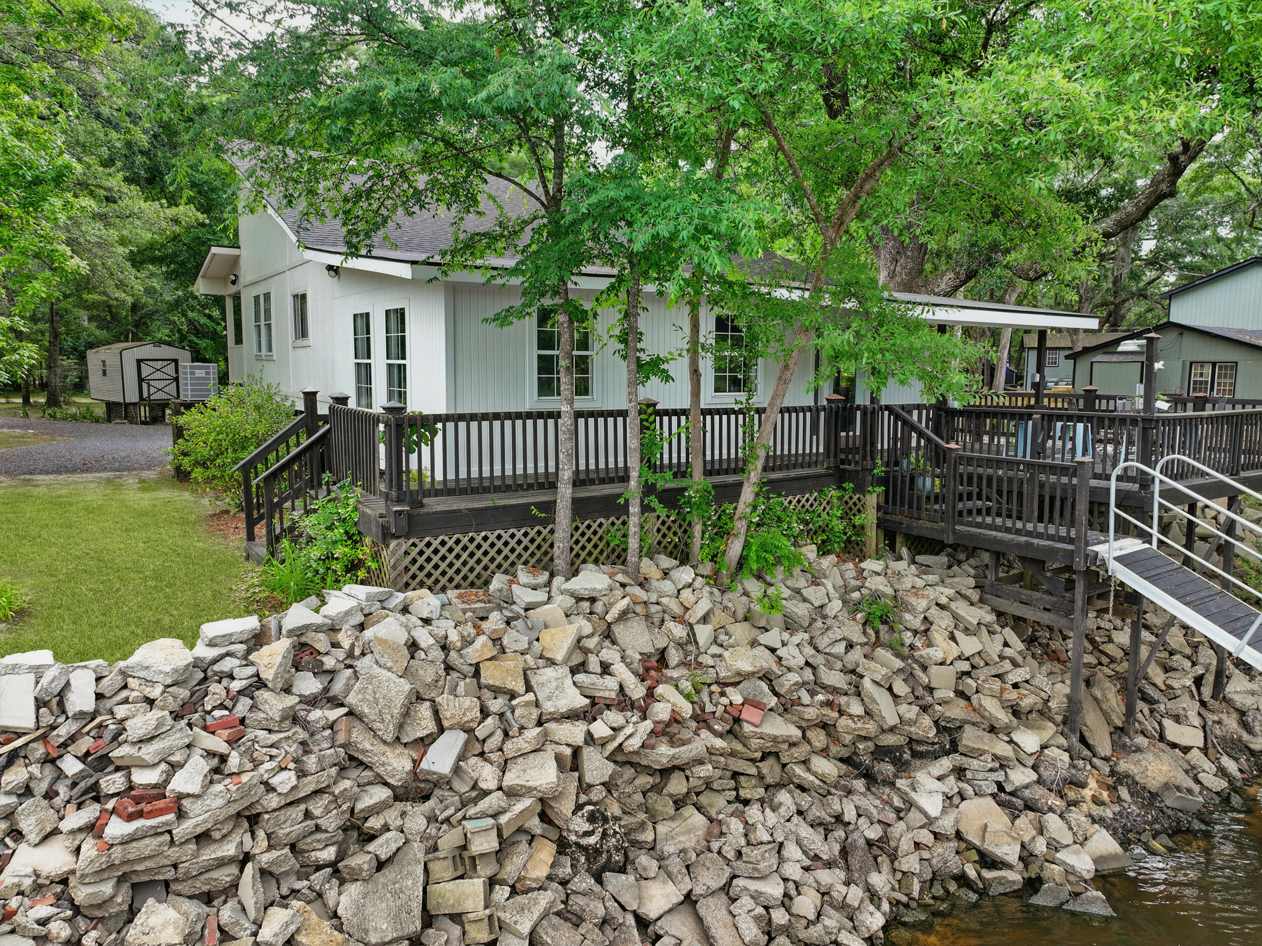263 Gator Walk Road Ridgeville, SC 29472 - Photo 13 of 52 14