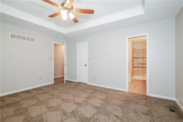 $2,515 | 15100 East 49th Street, Kansas City, MO 64136