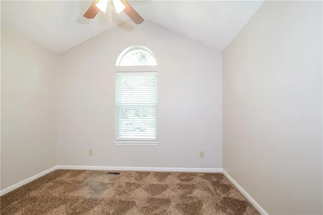 $2,515 | 15100 East 49th Street, Kansas City, MO 64136