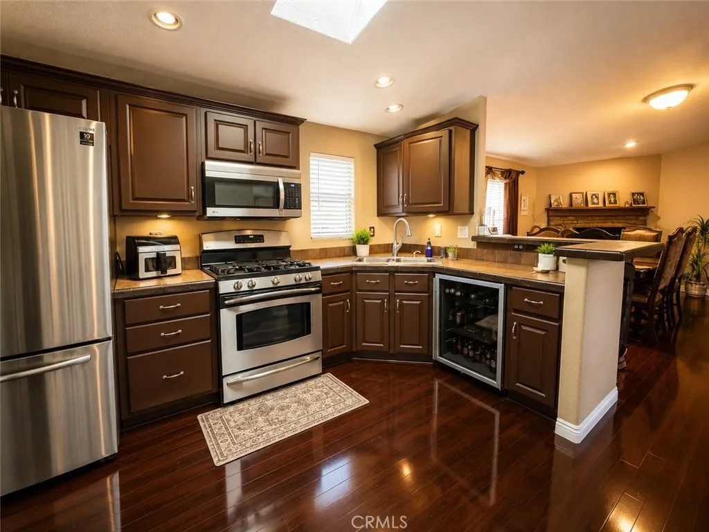 16600 Downey, Unit 104 Paramount, CA 90723 - Photo 2 of 2