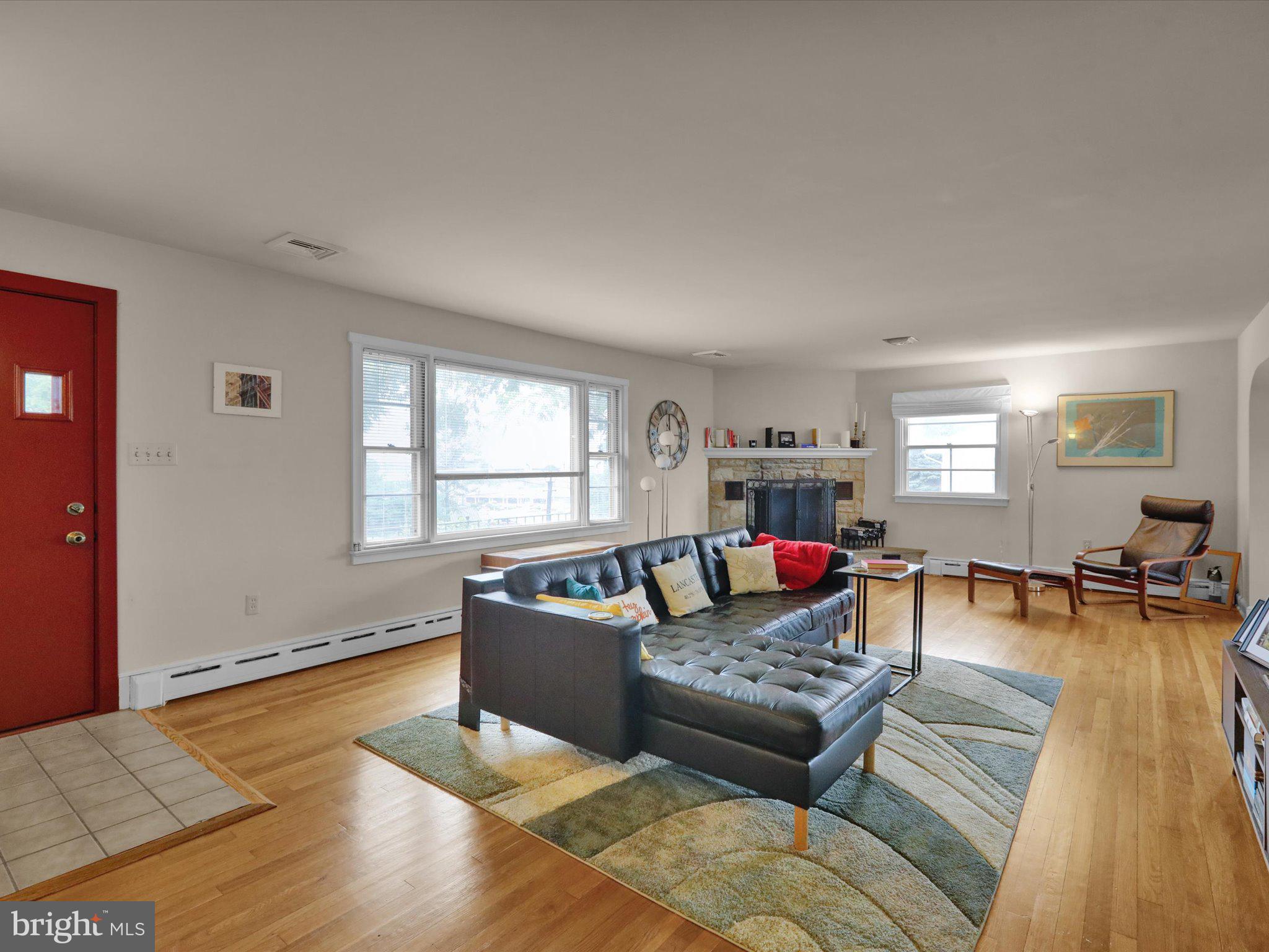 117 West Roseville Road Lancaster, PA 17601 - Photo 3 of 44 Gallery Image 3
