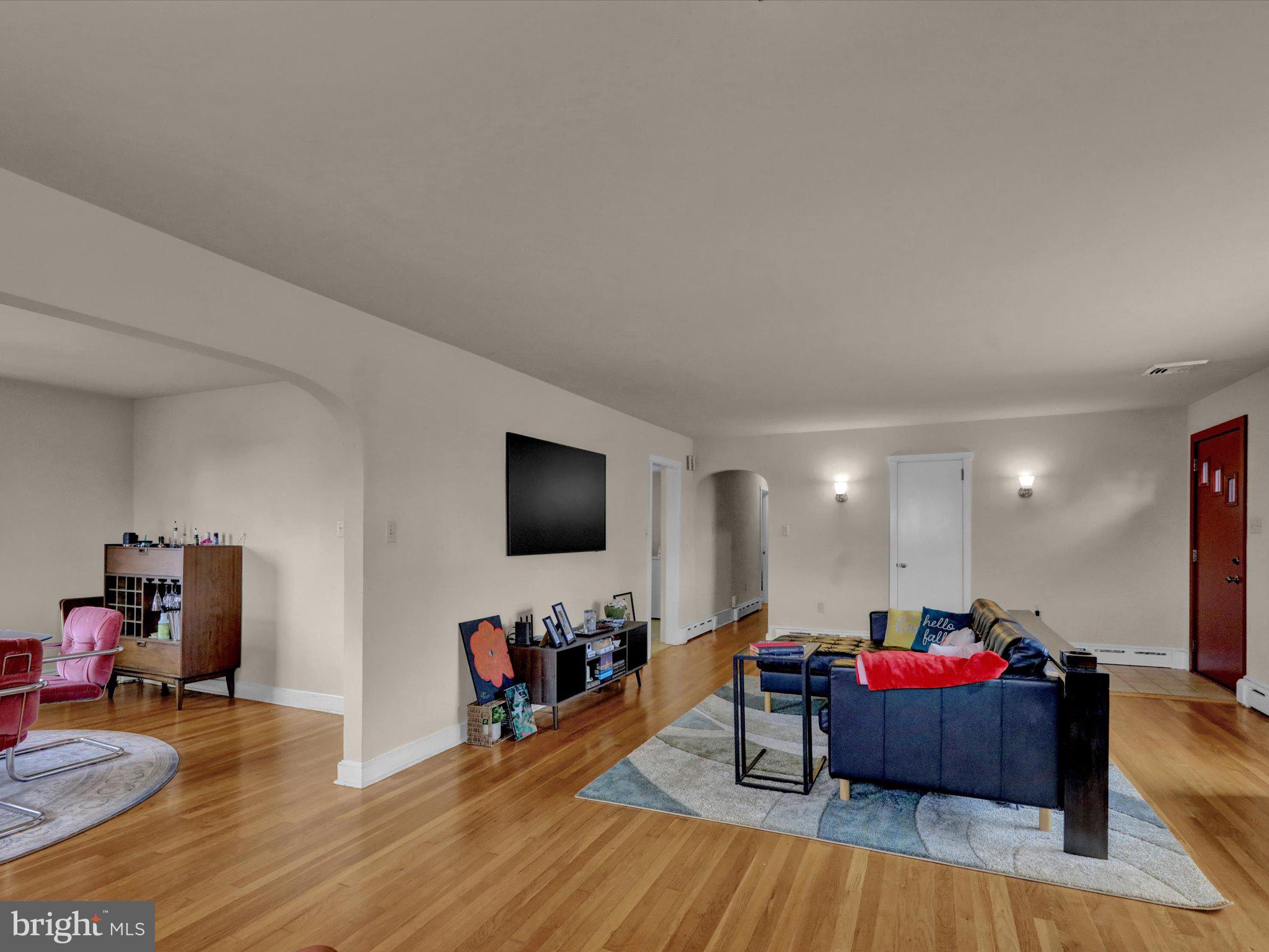 117 West Roseville Road Lancaster, PA 17601 - Photo 5 of 44 Gallery Image 5