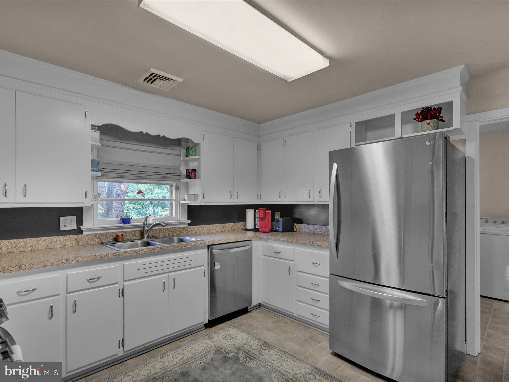 117 West Roseville Road Lancaster, PA 17601 - Photo 10 of 44 Gallery Image 10