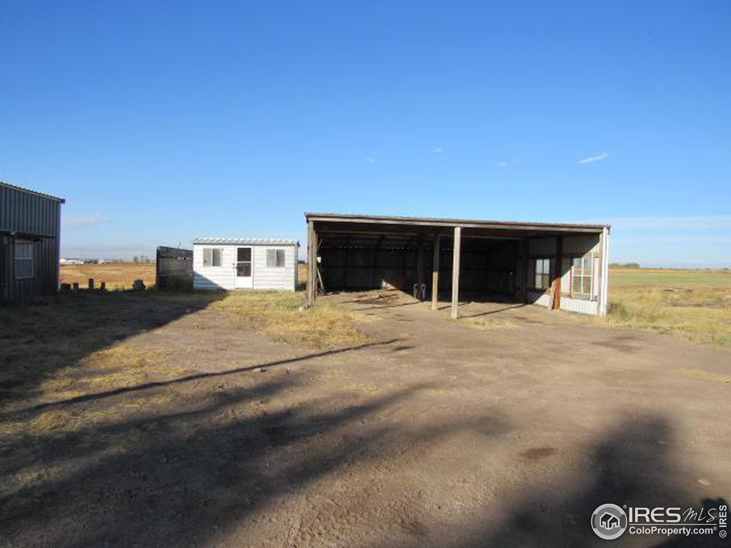 13251 County Road West Weldona, CO 80653 - Photo 9 of 15