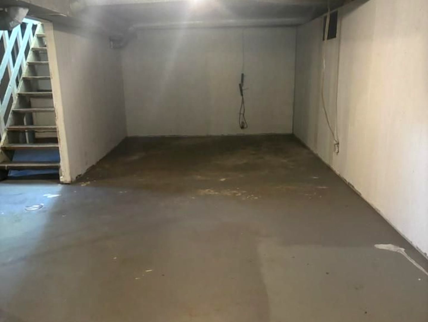 101 Prairie Street Ottawa, IL 61350 - Photo 13 of 15 a view of a room with stairs