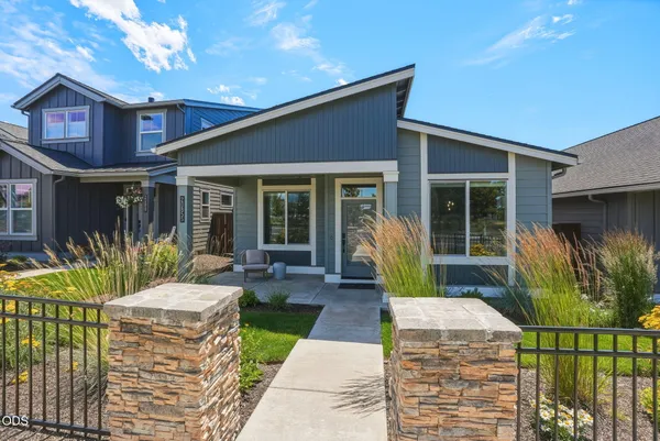 $674,900 | 20855 Southeast Caldera Drive, Bend, OR 97702