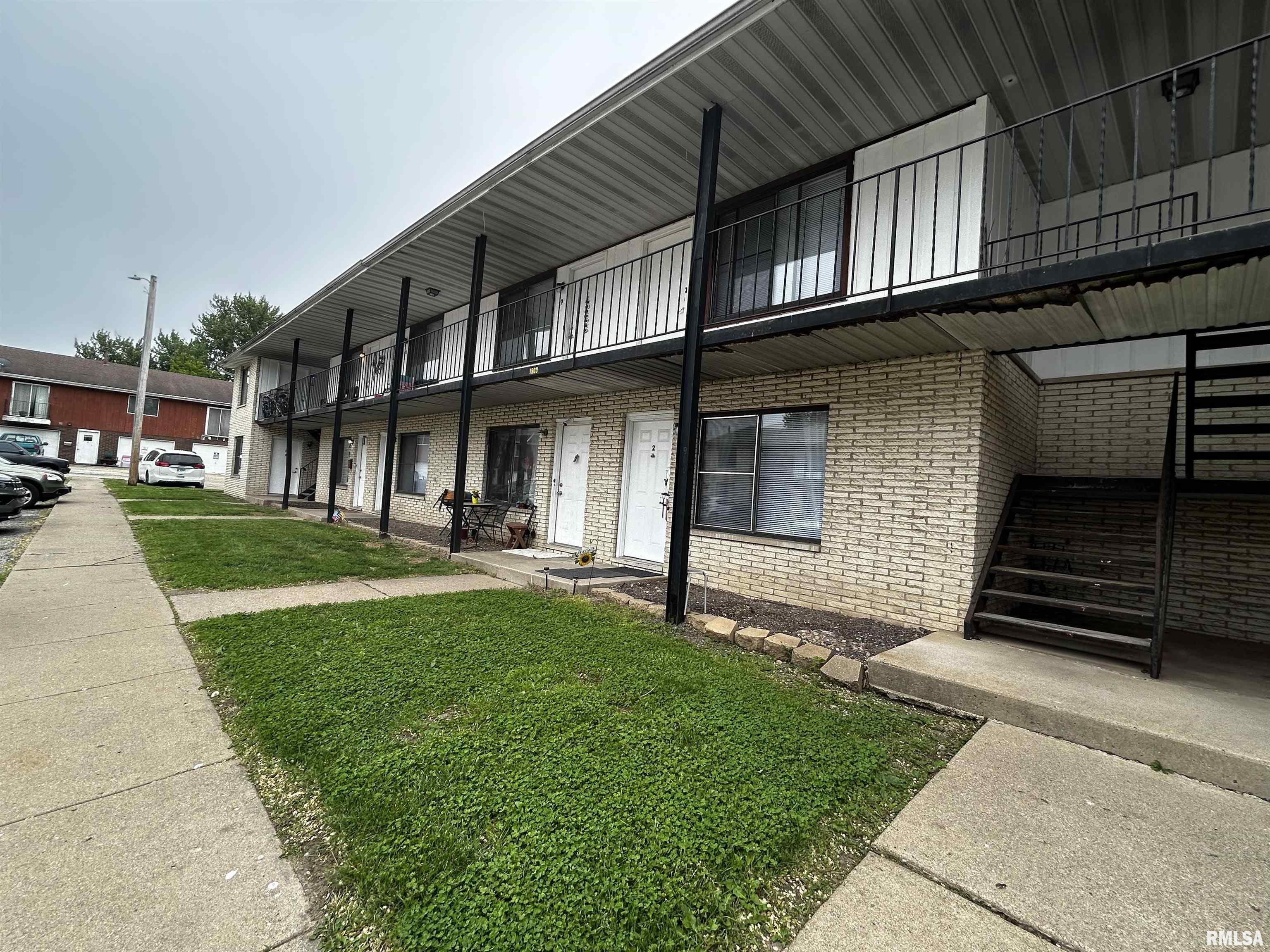 1902 Sheridan Road, Unit 2 Pekin, IL 61554 - Photo 1 of 9