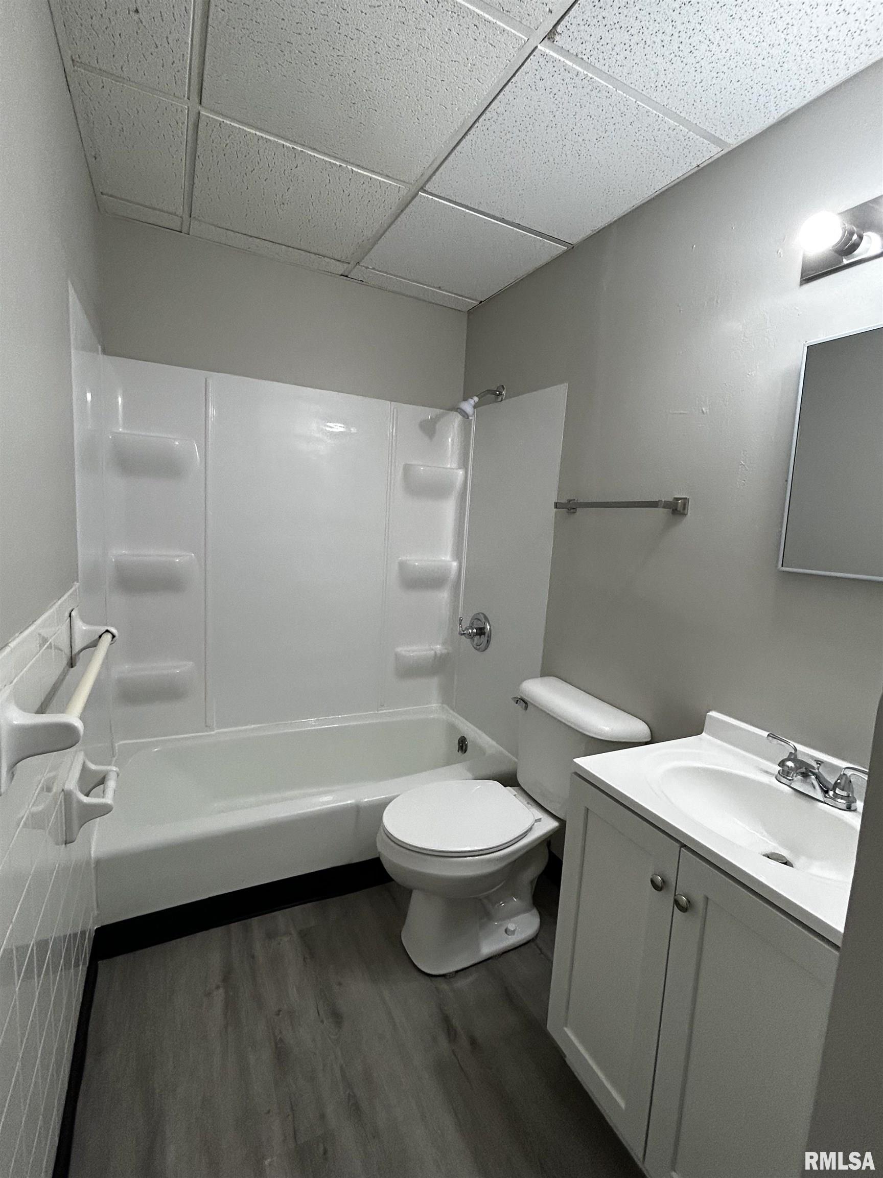 1902 Sheridan Road, Unit 2 Pekin, IL 61554 - Photo 7 of 9