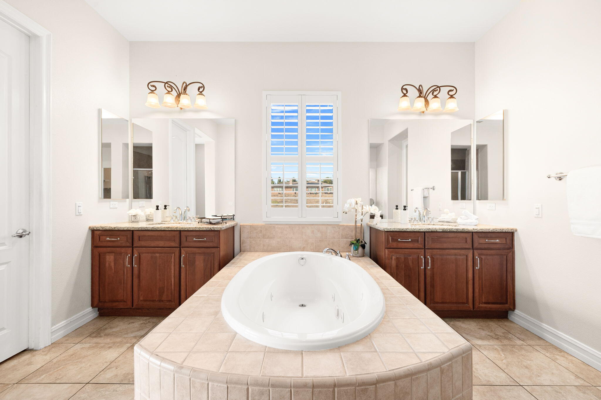 7641 Kingdom Drive Riverside, CA 92506 - Photo 24 of 47 63-web-or-mls-8M4A7243