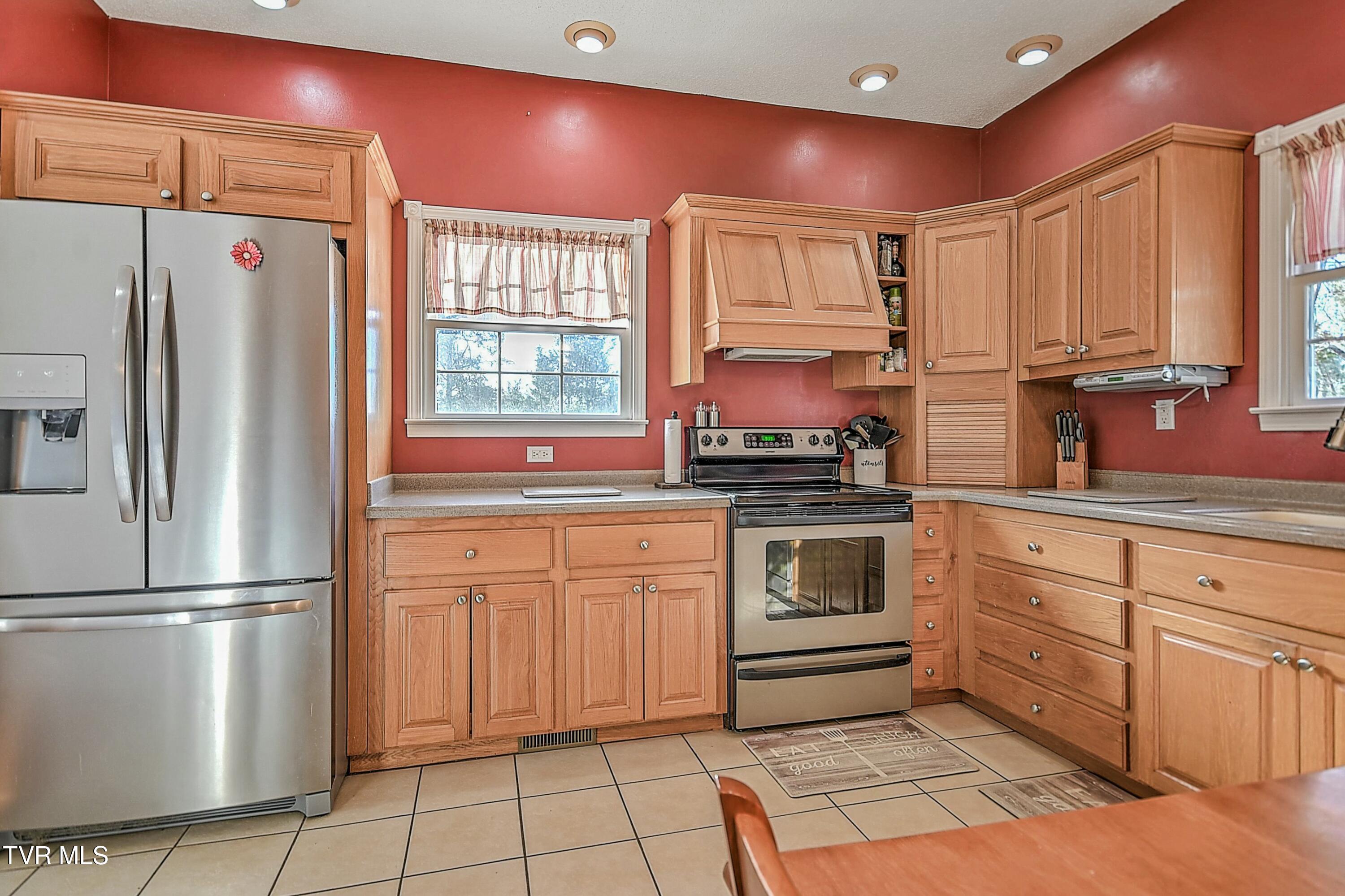 1259 Centenary Road Kingsport, TN 37663 - Photo 14 of 53 tempImagetnEa3p