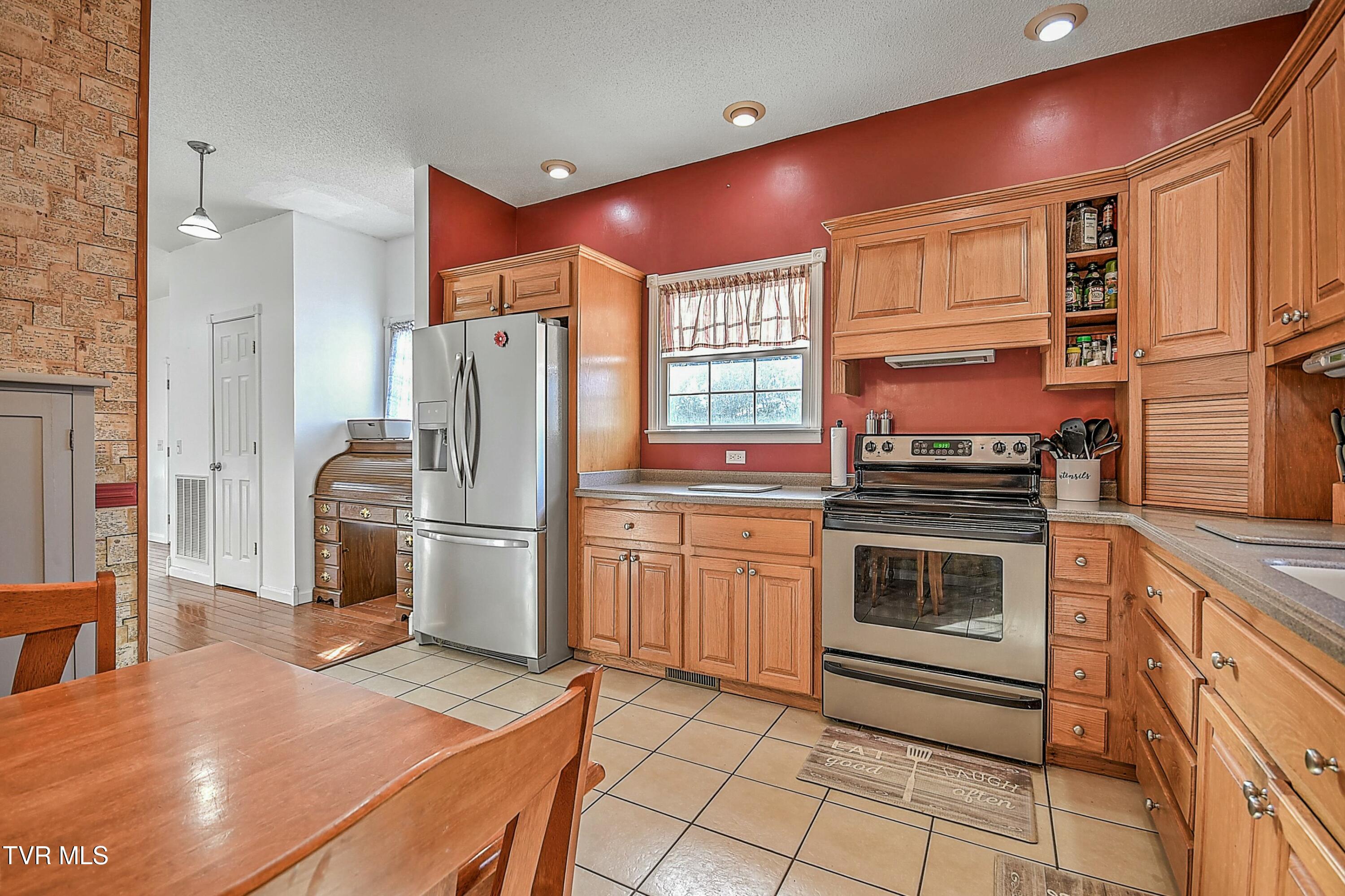 1259 Centenary Road Kingsport, TN 37663 - Photo 15 of 53 tempImagepG7bxj