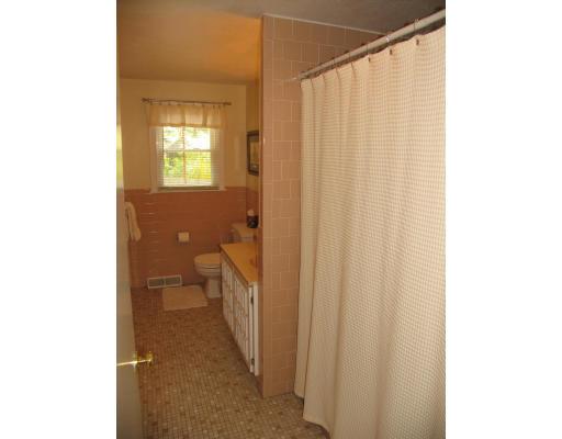 47 Longfellow Road Northborough, MA 01532 - Photo 14 of 19 Gallery Image 14