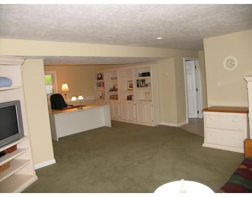47 Longfellow Road Northborough, MA 01532 - Photo 10 of 19 Gallery Image 10