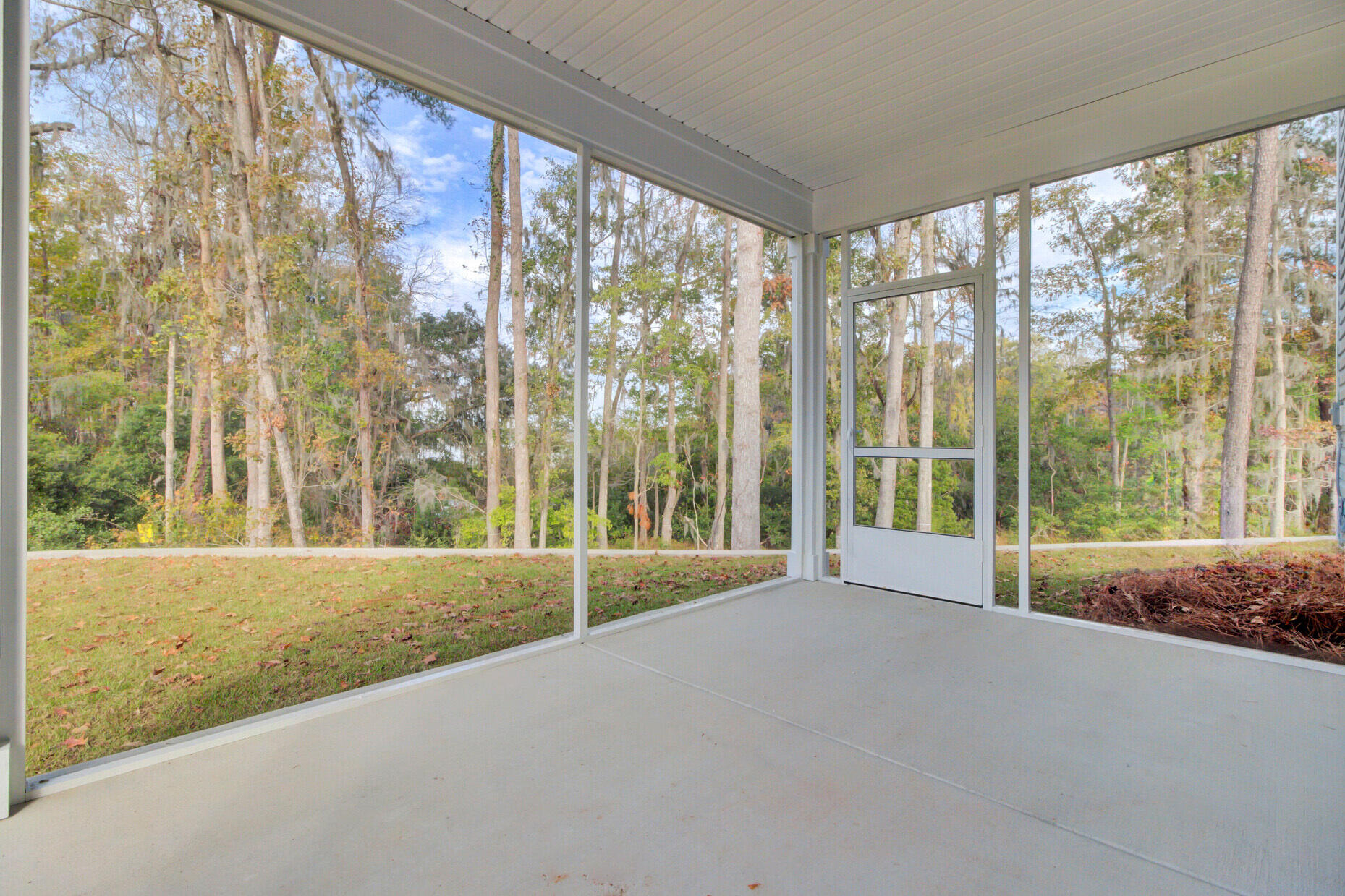 2019 Quiet Ibis Road Hanahan, SC 29410 - Photo 36 of 38 Gallery Image 36