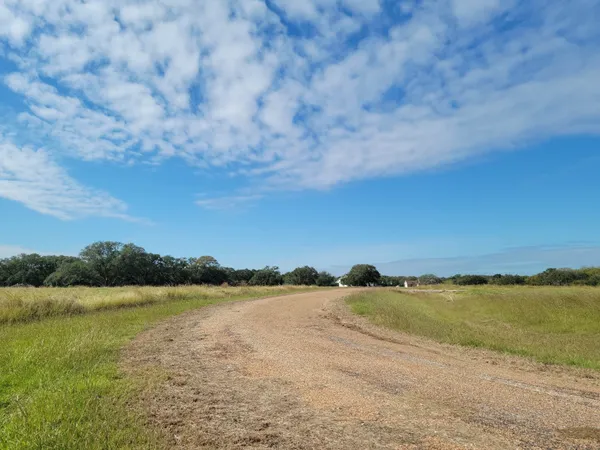 $54,000 | 90 River Tree Drive, Palacios, TX 77465