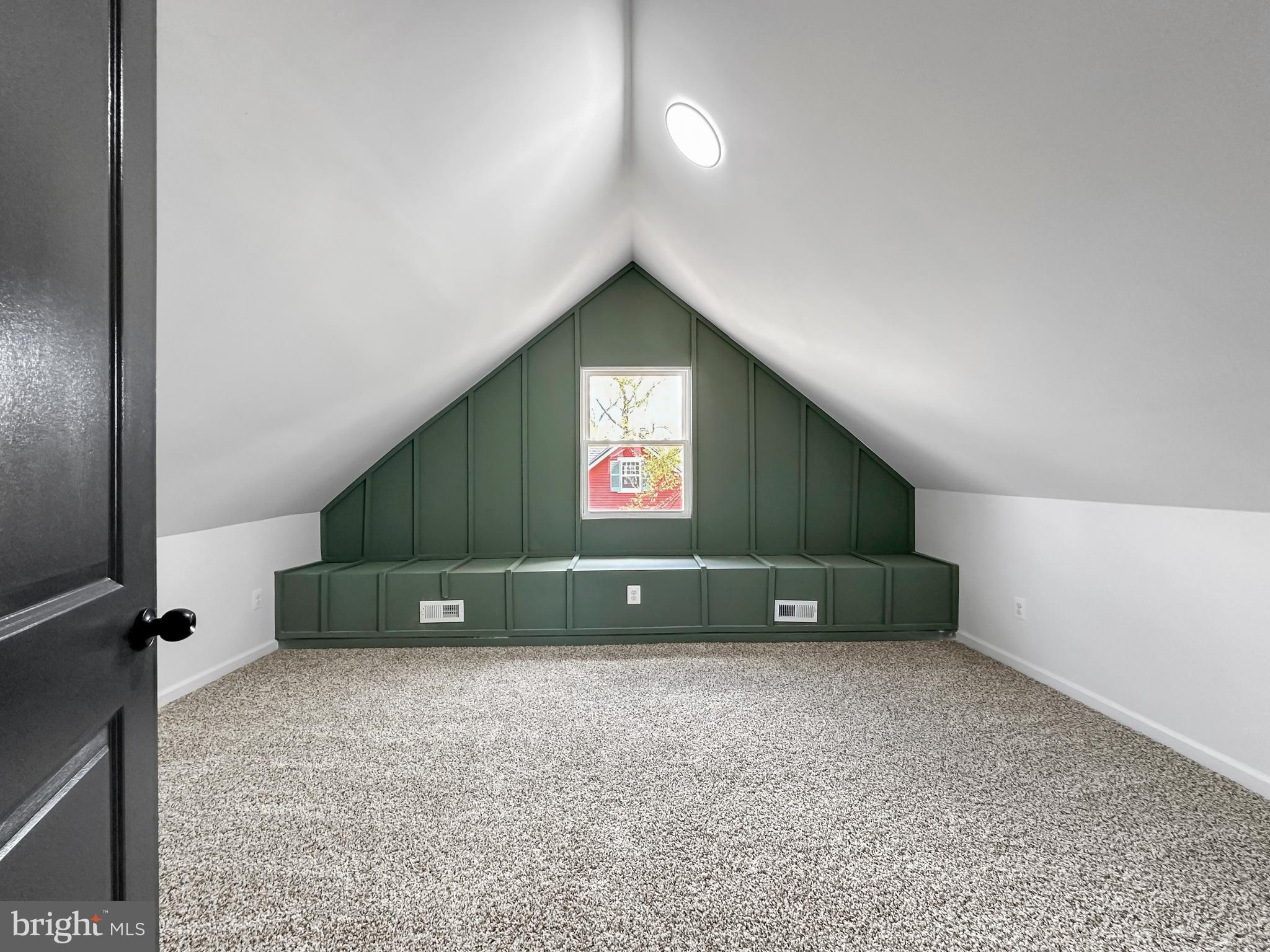 4309 Queensbury Road Riverdale, MD 20737 - Photo 49 of 63 3rd Floor Bedroom