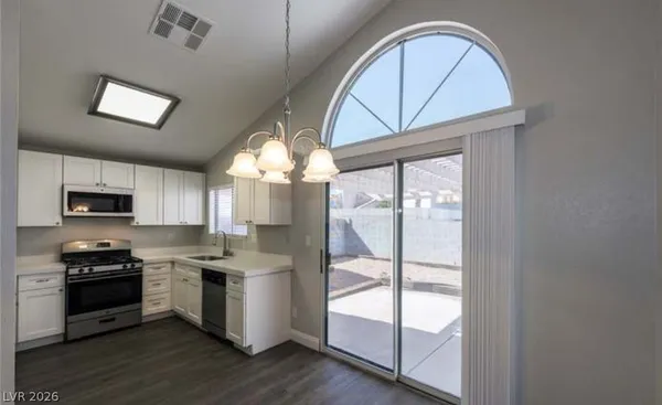$1,850 | 1012 Holliston Circle, Las Vegas, NV 89108