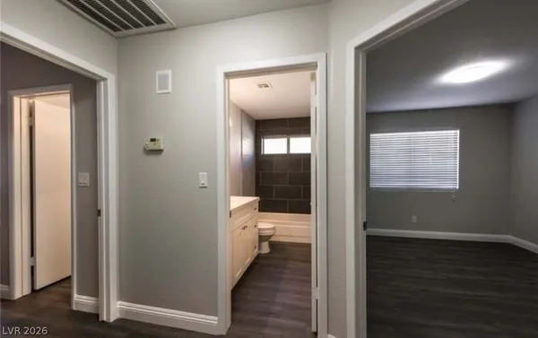 $1,850 | 1012 Holliston Circle, Las Vegas, NV 89108