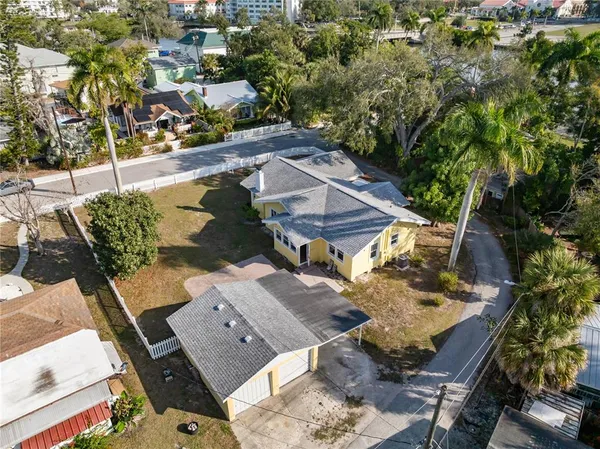 $635,000 | 1715 6th Avenue West, Bradenton, FL 34205
