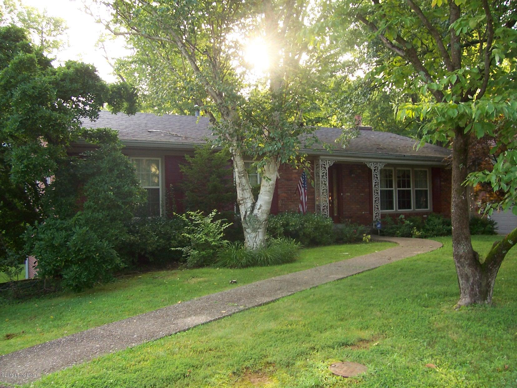 6413 Hollow Tree Road Louisville, KY 40228 - Photo 1 of 12 Hollow Tree Rd 012