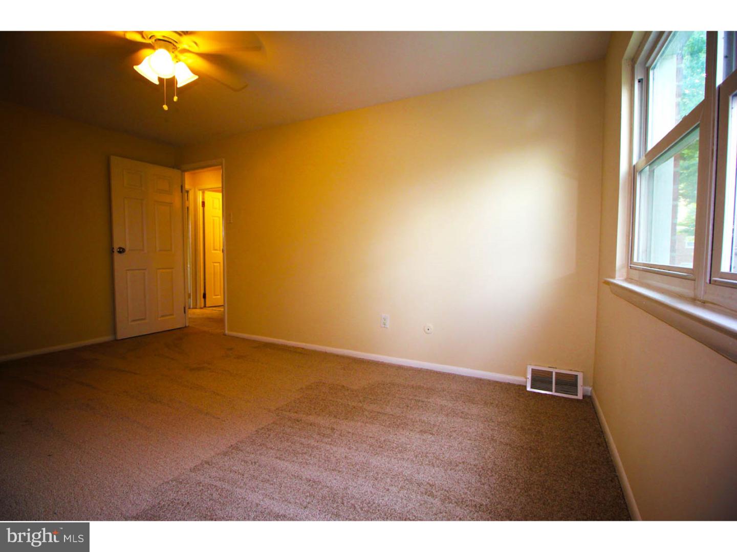 12710 Medford Road Philadelphia, PA 19154 - Photo 16 of 19 Bedroom