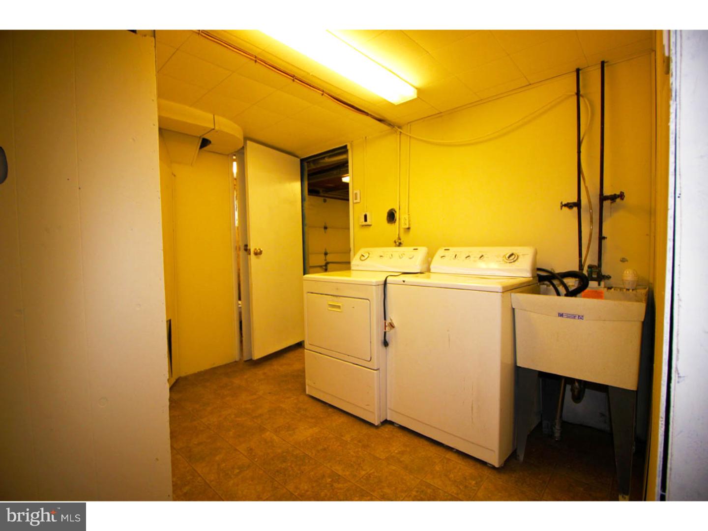 12710 Medford Road Philadelphia, PA 19154 - Photo 18 of 19