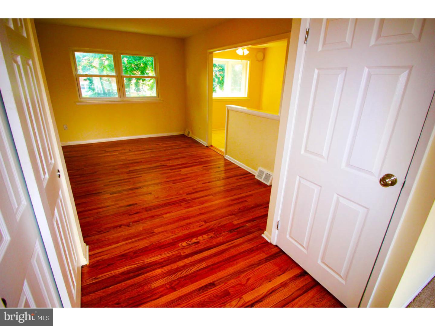 12710 Medford Road Philadelphia, PA 19154 - Photo 5 of 19 Dining Room