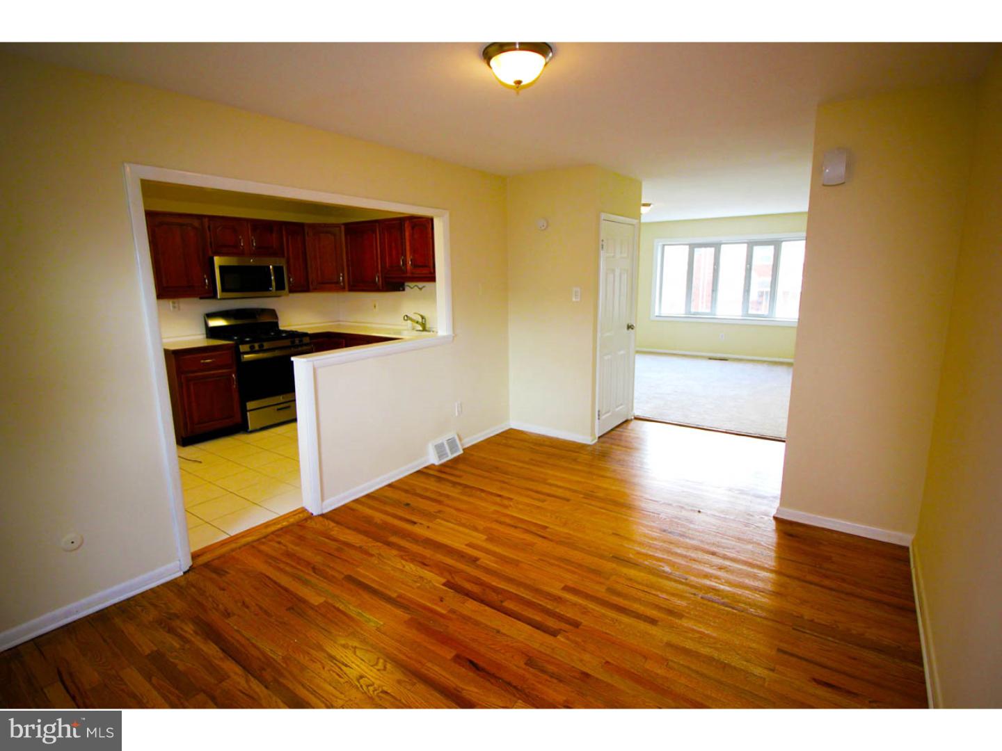 12710 Medford Road Philadelphia, PA 19154 - Photo 6 of 19 Dining Room