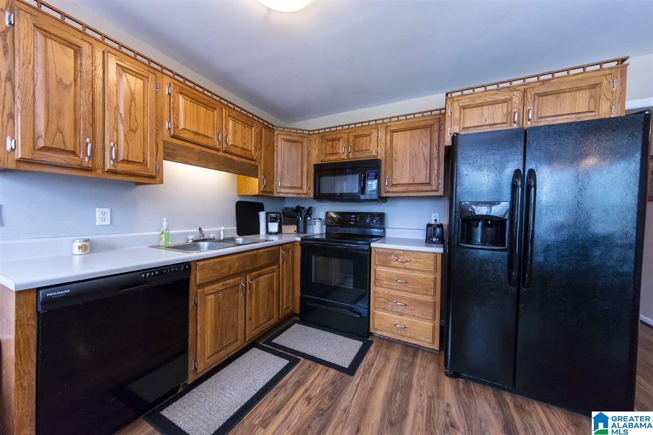 261 Crawford Drive Springville, AL 35146 - Photo 5 of 34