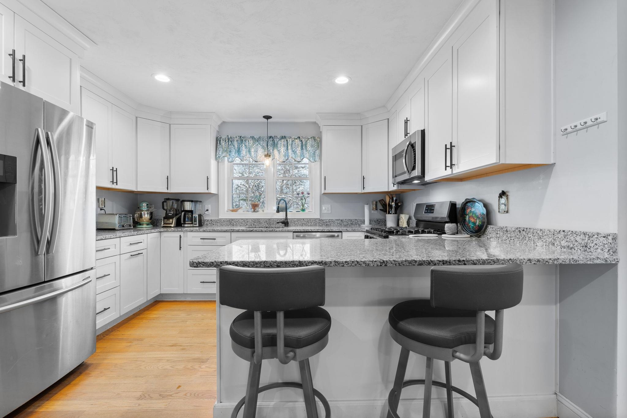 1109 A Mammoth Road, Unit A Pelham, NH 03076 - Photo 6 of 27