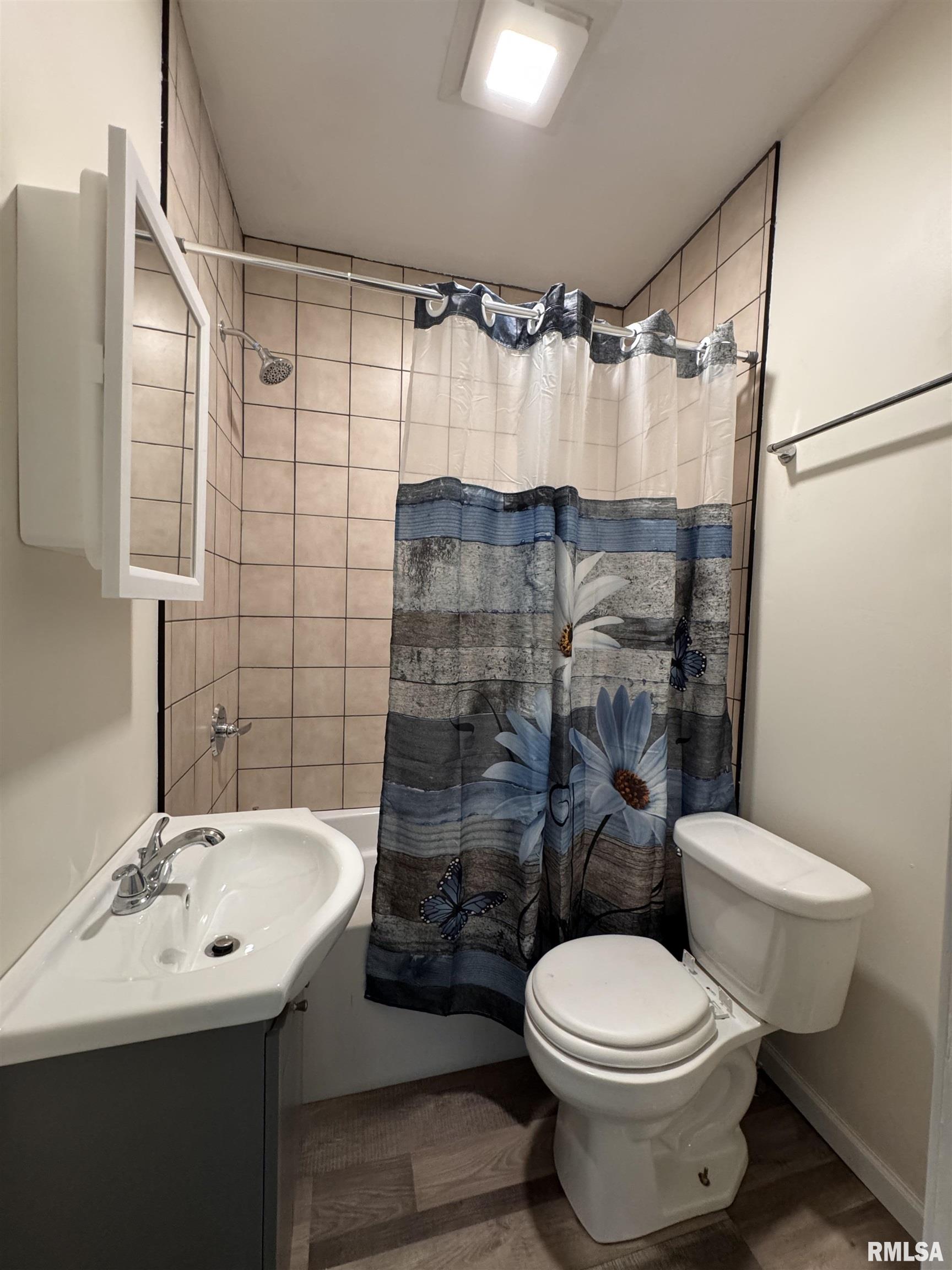 424 West Wheeler Street Macomb, IL 61455 - Photo 10 of 17