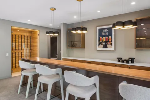 $3,950,000 | 2201 Isengard Lane, Minnetonka, MN 55305