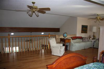 305 Fallbrook Circle Reedley, CA 93654 - Photo 8 of 26 Gallery Image 8