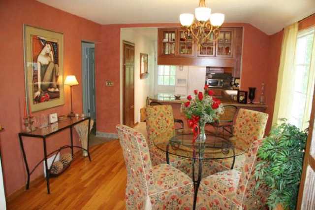 815 East Syringa Road Spokane, WA 99203 - Photo 3 of 9 Gallery Image 3