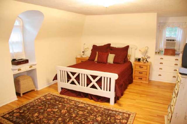 815 East Syringa Road Spokane, WA 99203 - Photo 6 of 9 Gallery Image 6