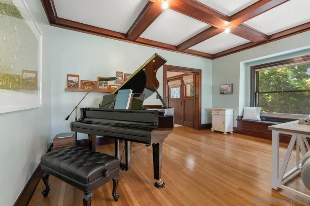 $2,750,000 | 3565 Third Avenue, San Diego, CA 92103