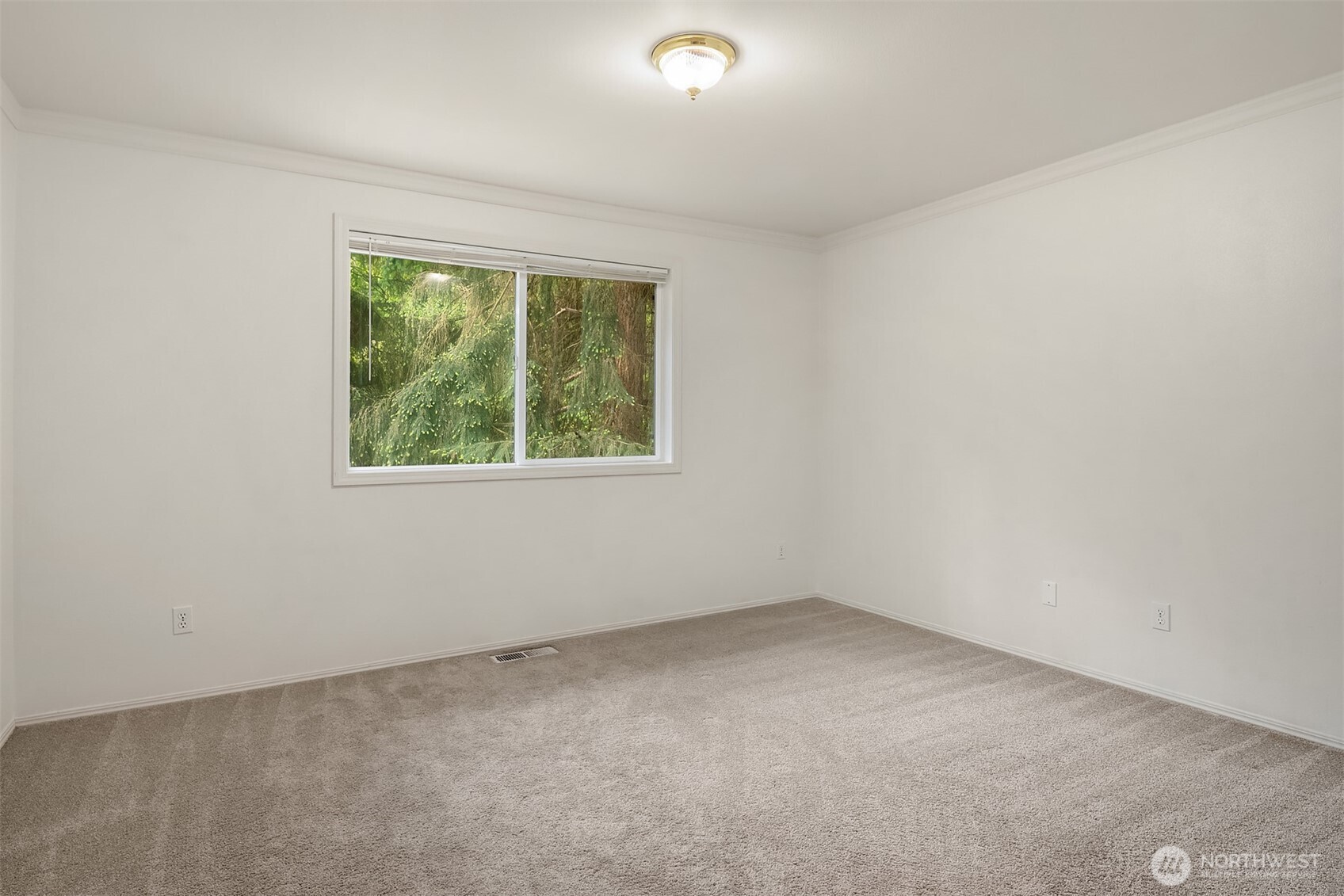 919 Southwest 319th Place Federal Way, WA 98023 - Photo 15 of 24