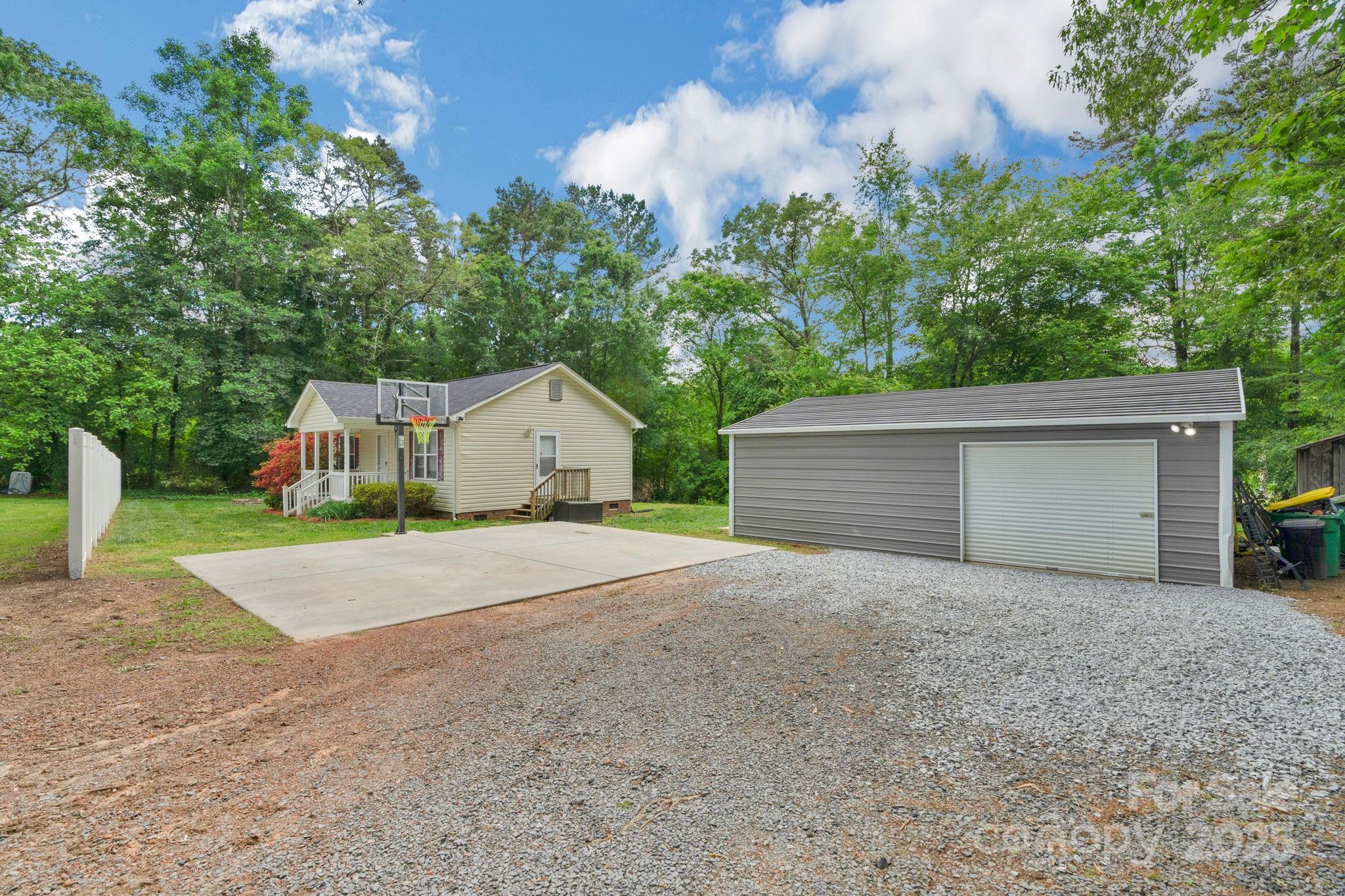 772 Austin Road New London, NC 28127 - Photo 30 of 35 Gallery Image 30