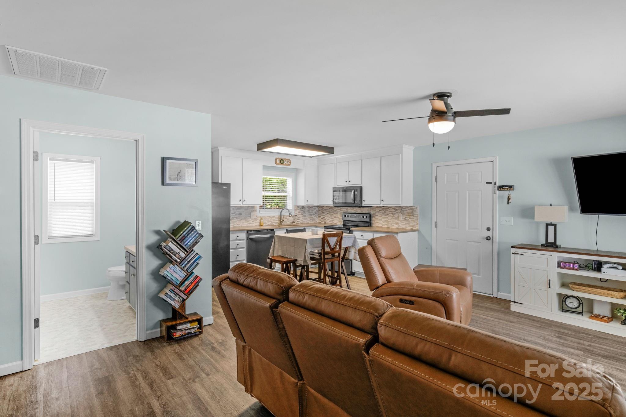 772 Austin Road New London, NC 28127 - Photo 10 of 35 Gallery Image 10