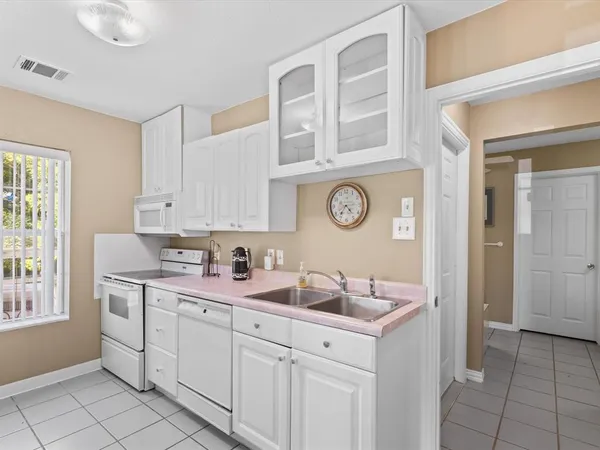 $2,300,000 | 600 County Road 1790, Sunset, TX 76270