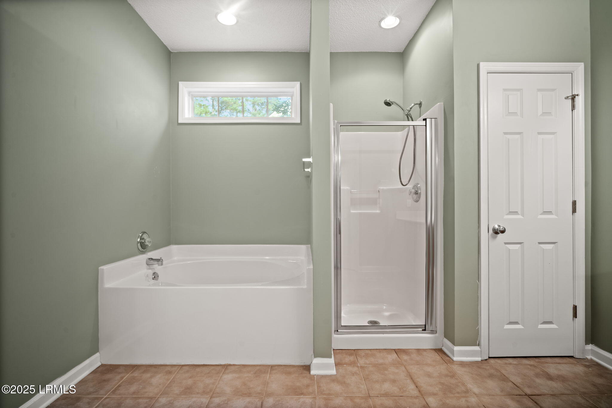 79 Kendall Drive Bluffton, SC 29910 - Photo 24 of 37 37-web-or-mls-10_8-65