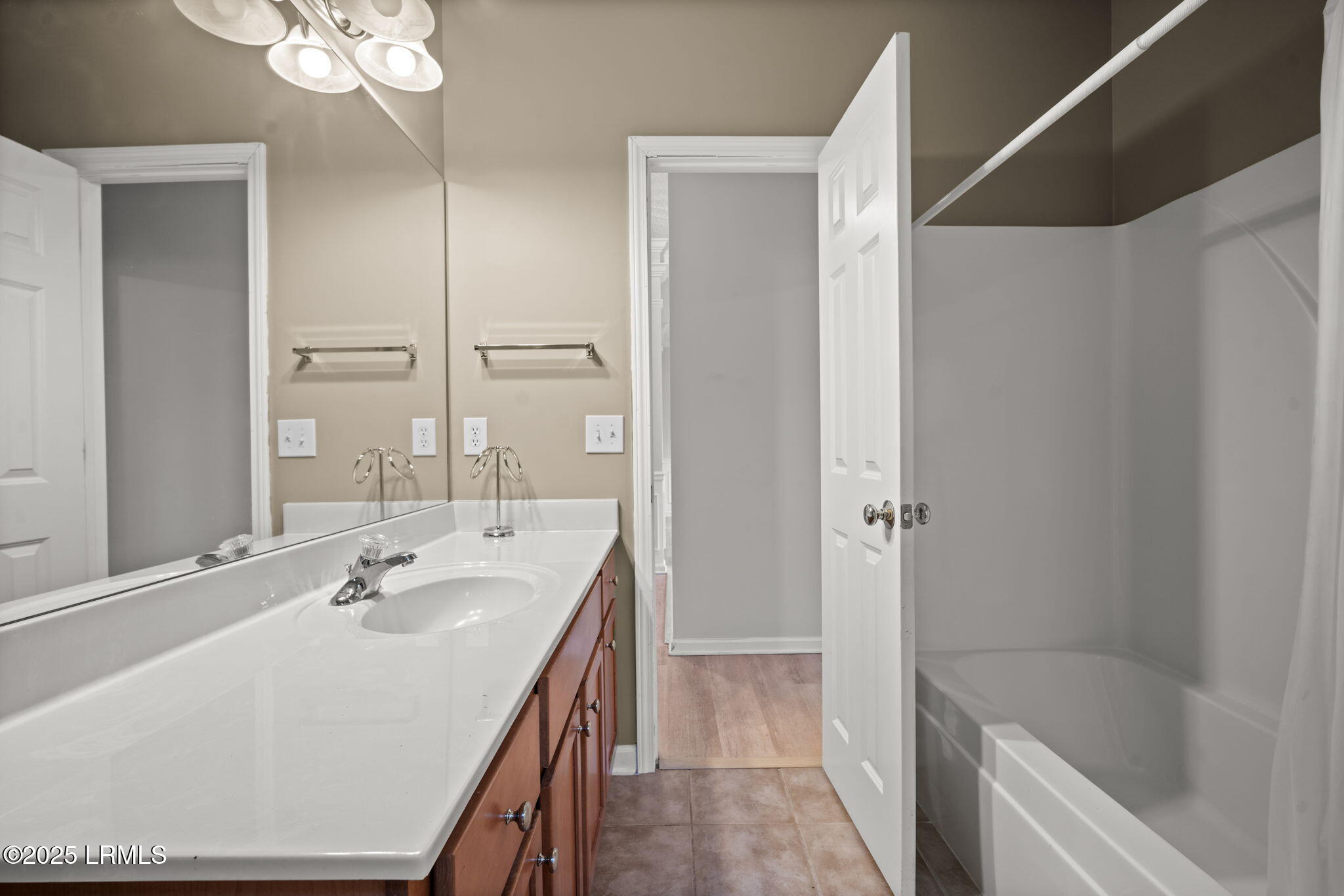 79 Kendall Drive Bluffton, SC 29910 - Photo 28 of 37 44-web-or-mls-10_8-72