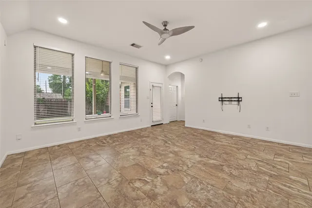 $2,500 | 16131 Keystone Ridge Lane, Houston, TX 77070