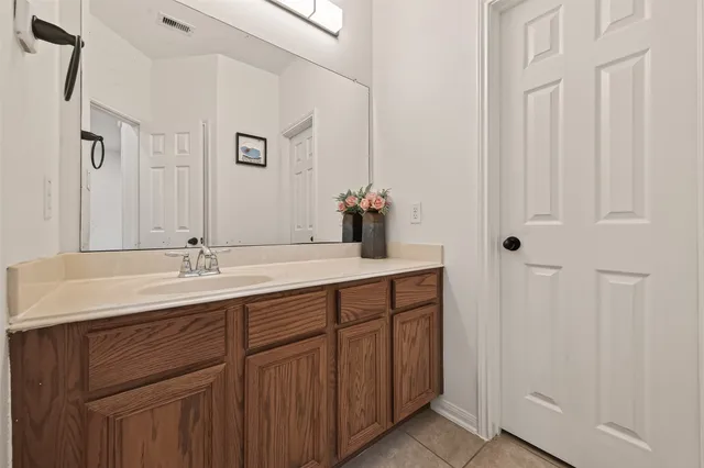 $2,500 | 16131 Keystone Ridge Lane, Houston, TX 77070