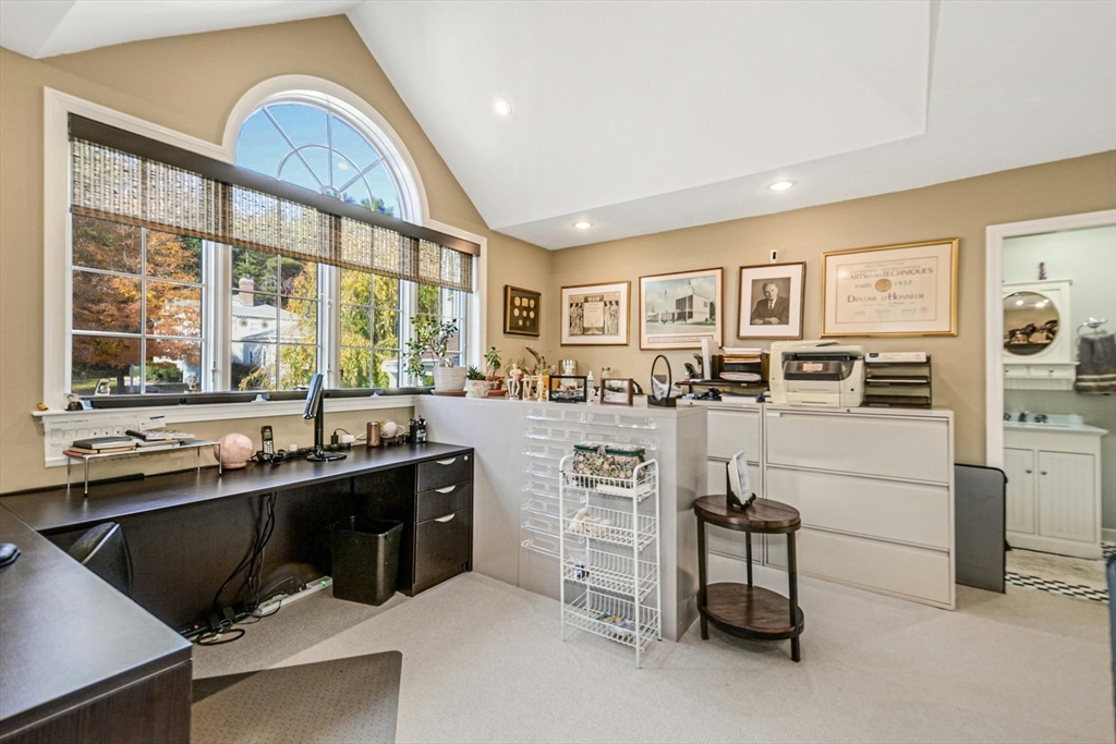 22 Winston Road Holliston, MA 01746 - Photo 20 of 40 Gallery Image 20