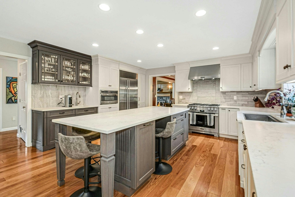 22 Winston Road Holliston, MA 01746 - Photo 9 of 40 Gallery Image 9